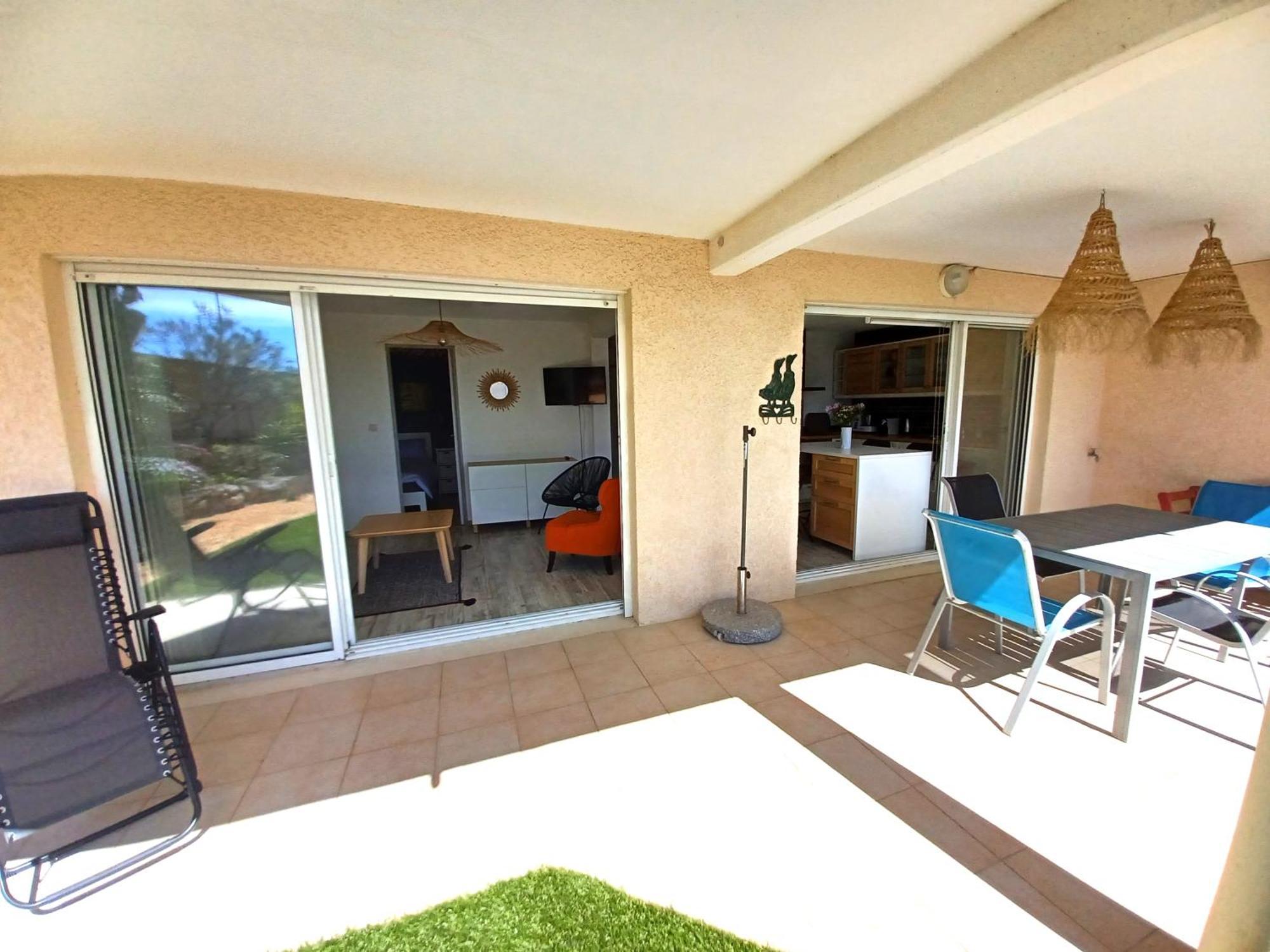 Plain-Pied Jardin 6 Personnes Clim Vue Mer Parking Wifi Terrasse Piscine Dans La Residence Saint-Pierre-la-Mer  Bagian luar foto